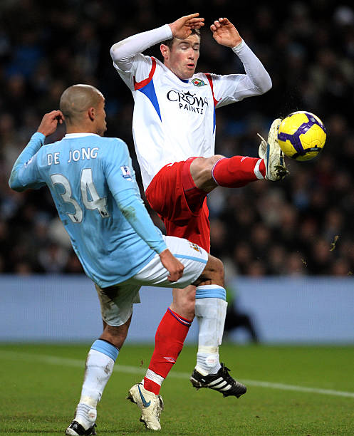 但依然严格 但依然严格